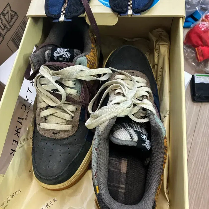 [BUNJANG] Nike Scott Air Force 1 Sneakers / 나이키 스캇 에어포스 275 나코탭 1회 착용