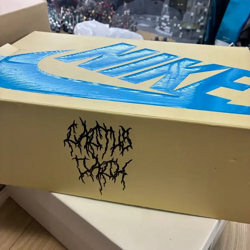 [BUNJANG] Nike Scott Air Force 1 Sneakers / 나이키 스캇 에어포스 275 나코탭 1회 착용