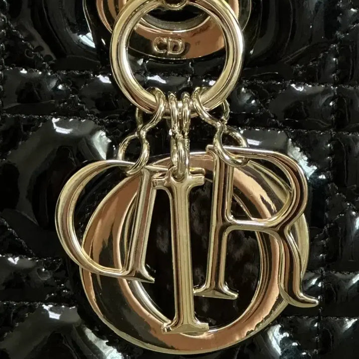 [BUNJANG] Christian Dior Lady Dior Medium Bag / 크리스찬 디올 레이디백 미듐