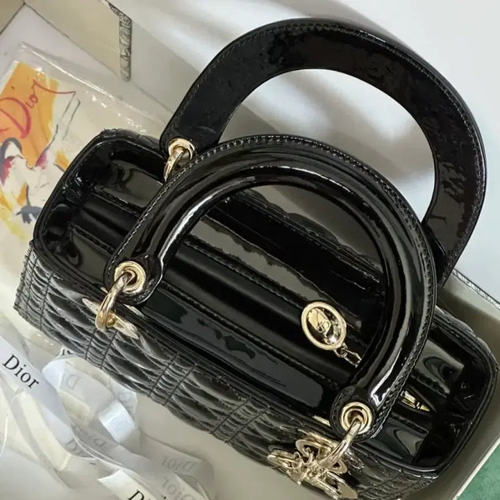 [BUNJANG] Christian Dior Lady Dior Medium Bag / 크리스찬 디올 레이디백 미듐