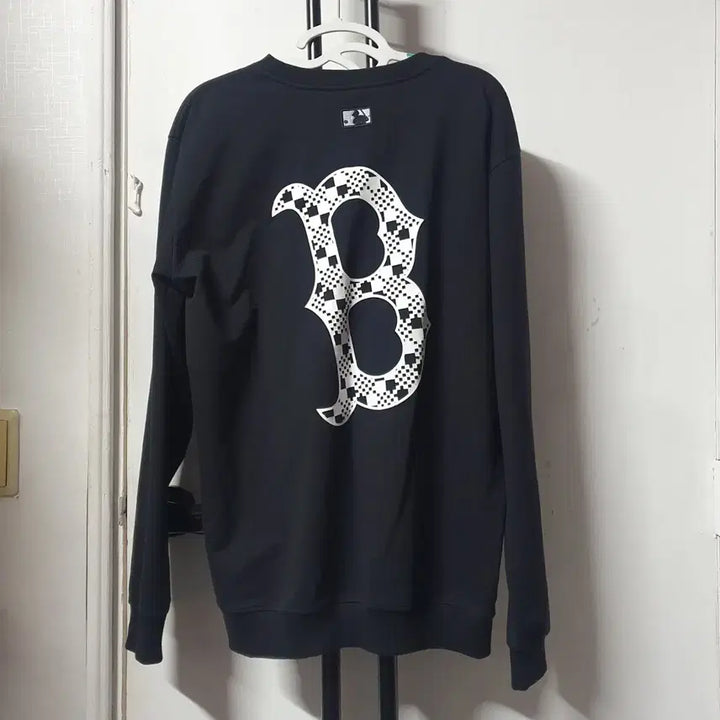 [BUNJANG] MLB Boston Sweatshirt (Black) XL / MLB 맨투맨 블랙 보스턴 XL 105