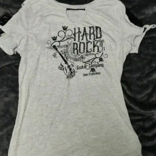 [BUNJANG] Hard Rock Cafe Oatmeal T-shirt / 하드락카페 티셔츠