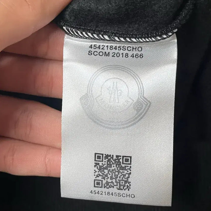 [BUNJANG] Moncler Knit Sweatshirt / 몽클레어 니트 맨투맨