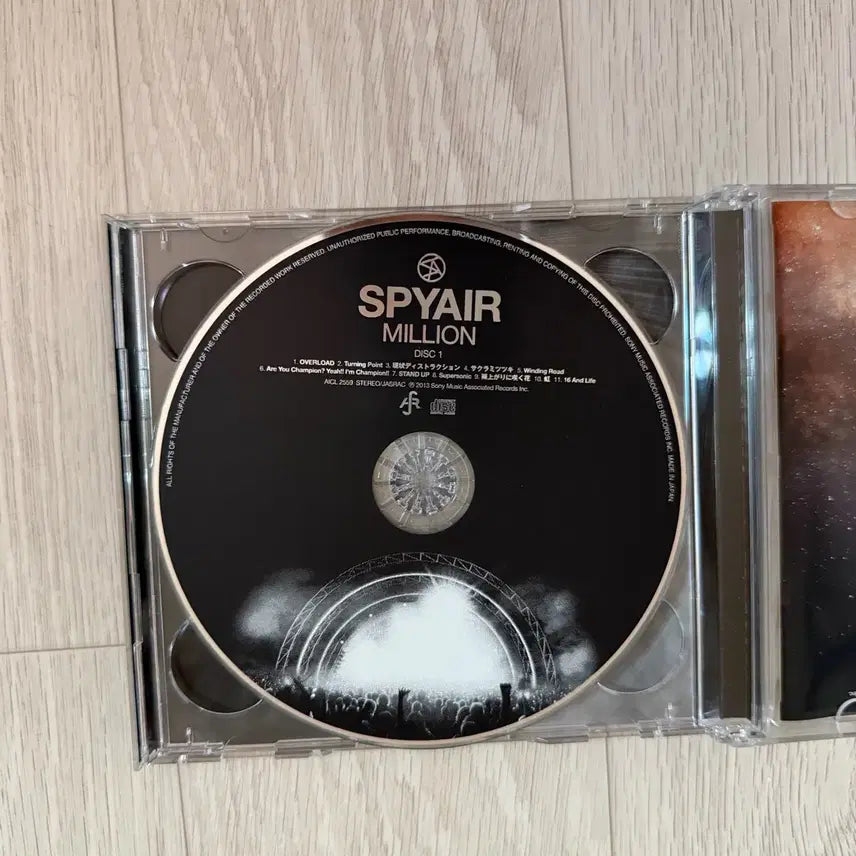 [BUNJANG] SPYAIR MILLION CD Album (First Press Limited Edition) / 스파이에어 SPYAIR MILLION CD 앨범 초회한정반