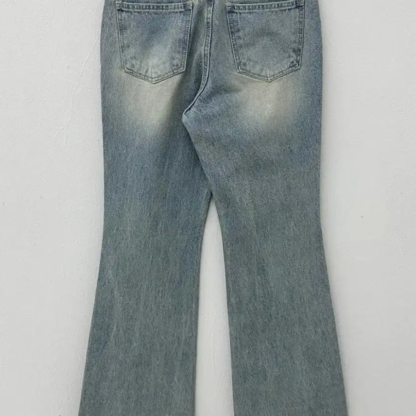 [BUNJANG] Washed Bootcut Denim Jeans / 워싱 부츠컷 데님 청바지
