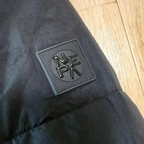 [BUNJANG] Nepa Reversible Fleece Down Jacket / [L]네파리버시블 후리스패딩/양면거위털패딩