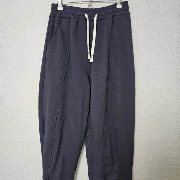 [BUNJANG] Pin-tuck Curves Pants / 핀턱 커브스 팬츠 (새상품)