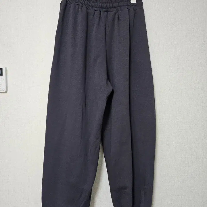 [BUNJANG] Pin-tuck Curves Pants / 핀턱 커브스 팬츠 (새상품)