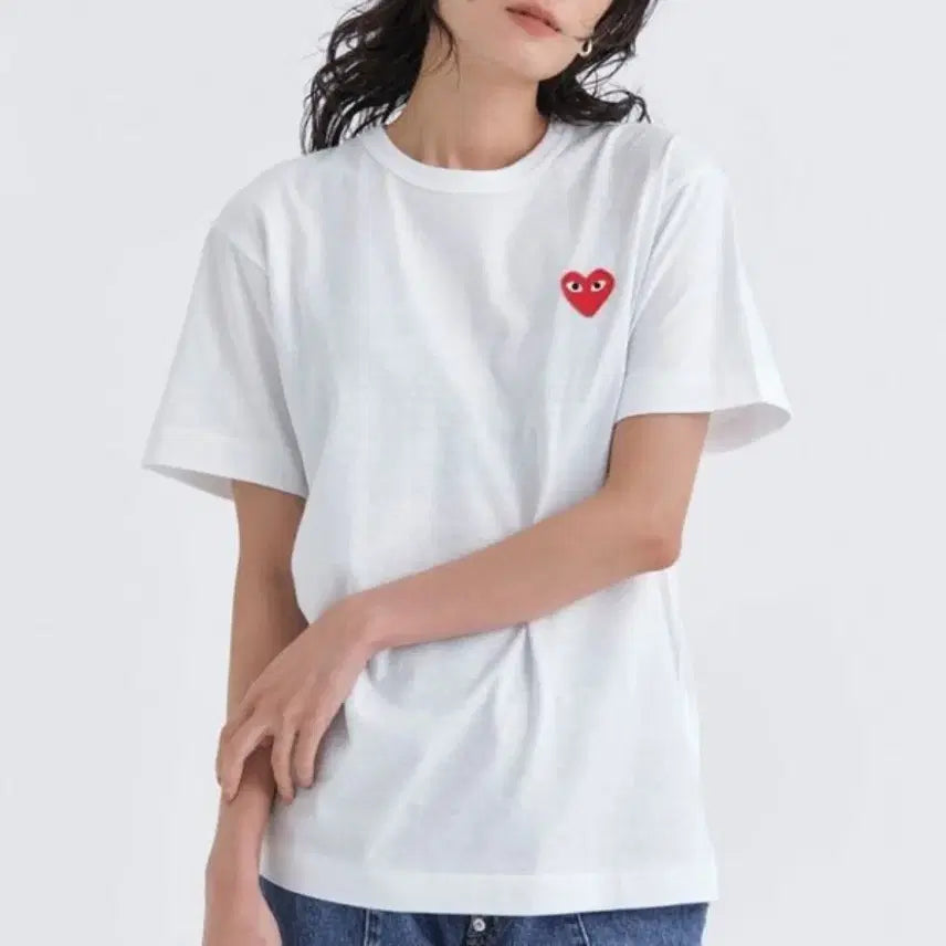 [BUNJANG] Comme des Garcons Heart Patch T-shirt / 꼼데가르송 하트 반팔티 신상