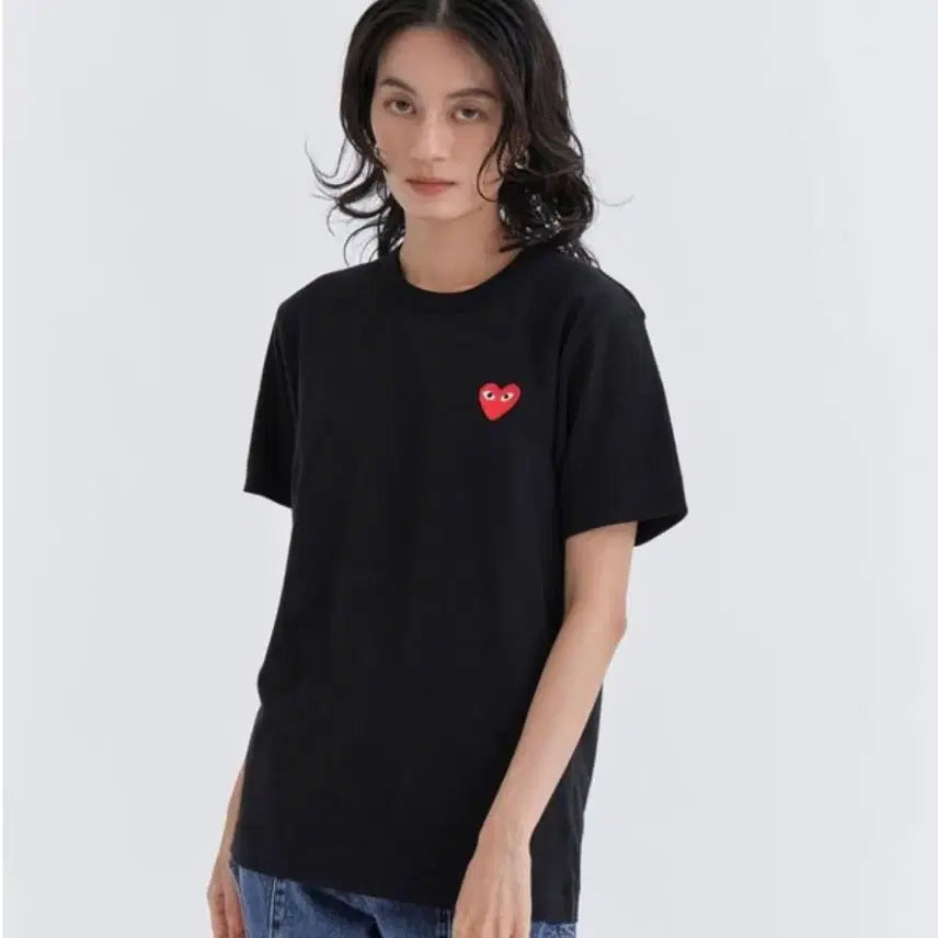 [BUNJANG] Comme des Garcons Heart Patch T-shirt / 꼼데가르송 하트 반팔티 신상