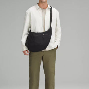 [BUNJANG] Lululemon Large Slouch Sling Bag 13L - Black / 룰루레몬 라지 슬라우치 슬링백 13L [블랙 / 새상품 / 무료배송]