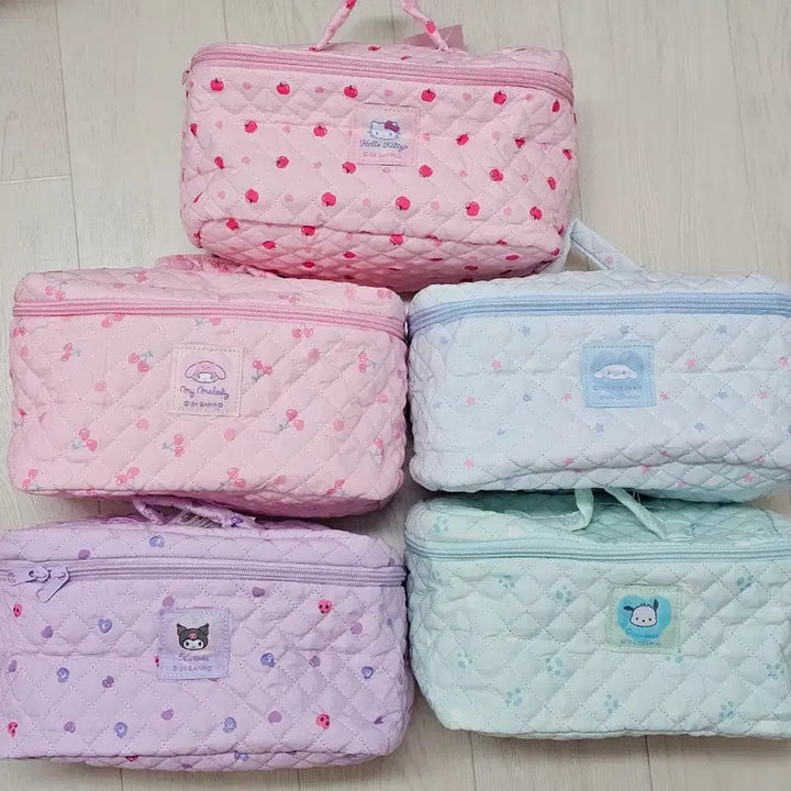 [BUNJANG] Sanrio Character Quilted Pouch / 산리오 캐릭터 퀼팅 파우치 새상품