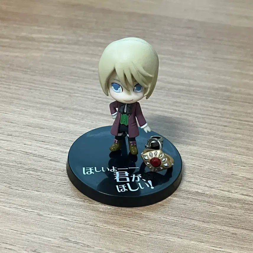 [BUNJANG] Black Butler Alois Trancy Classic Prop Petite Figure / 흑집사 알로이스 트란시 고전 프롭 플러스 쁘띠 피규어