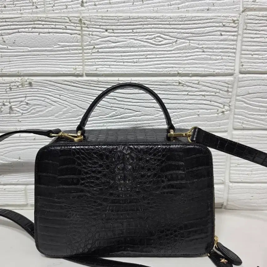 [BUNJANG] Crotymo Genuine Crocodile Leather Camera Bag / 새상품 크로티모 천연 악어가죽 카메라 백