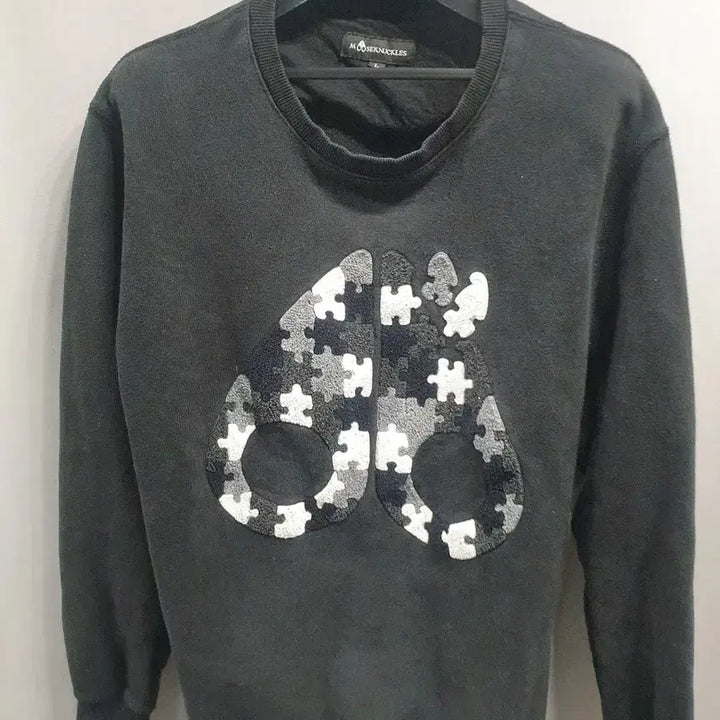 [BUNJANG] Moose Knuckles Black Sweatshirt L / 무스너클 블랙 맨투맨 티셔츠  L
