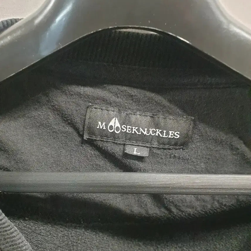 [BUNJANG] Moose Knuckles Black Sweatshirt L / 무스너클 블랙 맨투맨 티셔츠  L