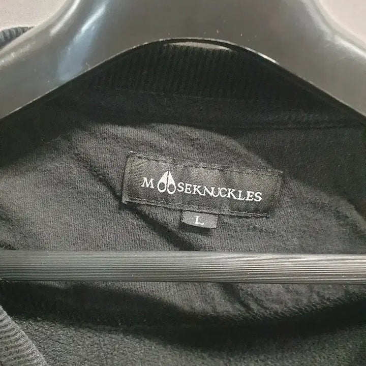 [BUNJANG] Moose Knuckles Black Sweatshirt L / 무스너클 블랙 맨투맨 티셔츠  L