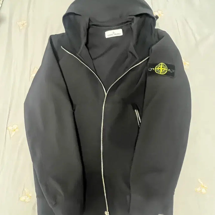 [BUNJANG] Stone Island Soft Shell Jacket / 스톤 아일랜드 소프트쉘 s사이즈