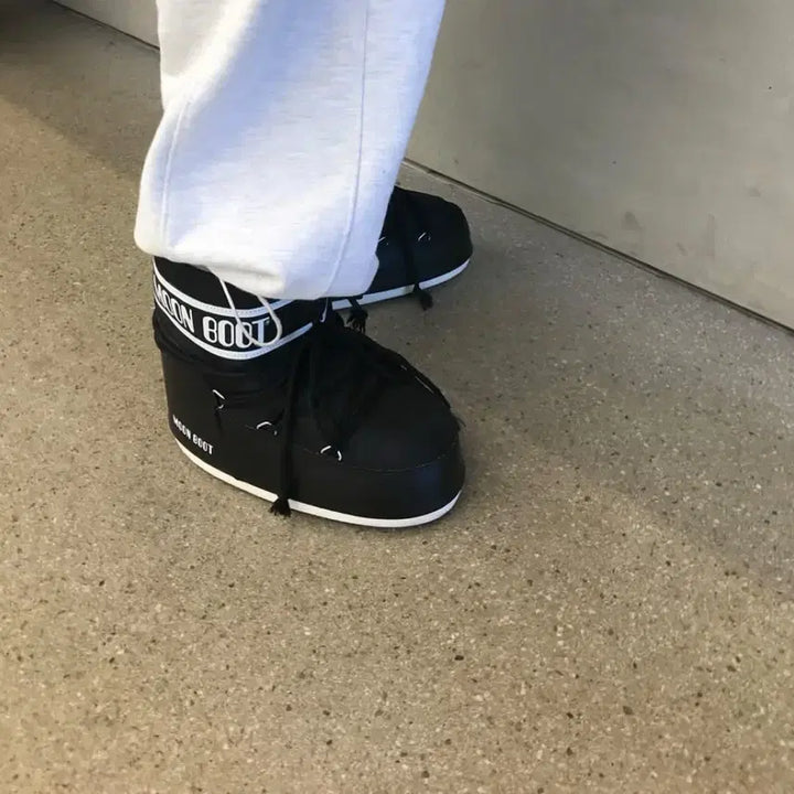 [BUNJANG] Moon Boot Icon Low Nylon Boots / 문부츠 아이콘 로우 나일론 부츠 (240-245)