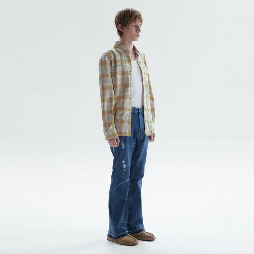 [BUNJANG] CHOWOO 데미지 부츠컷 데님 플레어진 청바지 S / 새상품 조우 CHOWOO 데미지 부츠컷 데님 플레어진 청바지 S