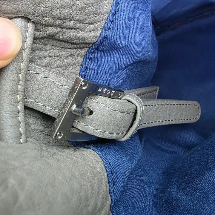 [BUNJANG] Hoze Leather Bucket Bag / 호제 소가죽 버킷백