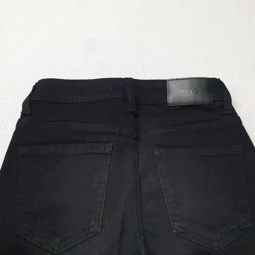 [BUNJANG] PLAC Black Denim Straight Pants / PLAC 블랙진 데님 스트레이트 팬츠 허리24