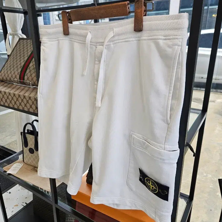 [BUNJANG] Stone Island Shorts White / [정품/M사이즈] 스톤아일랜드 반바지 팬츠 화이트 흰색