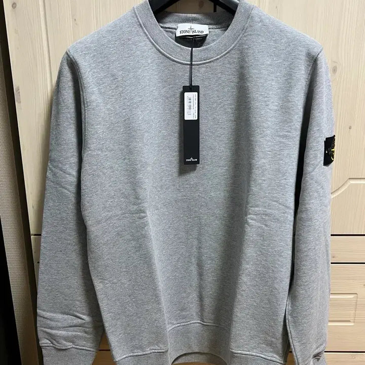 [BUNJANG] Stone Island Gray Crewneck Sweatshirt / (XL 새 상품) 스톤 아일랜드 맨투맨 그레이 fw