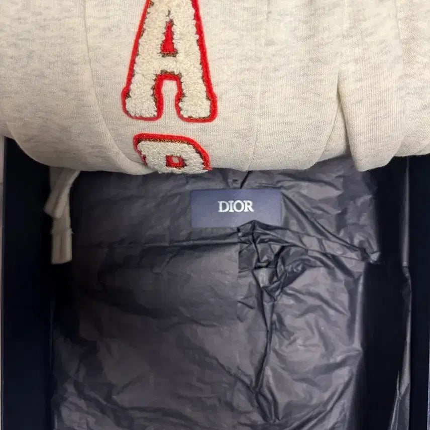 [BUNJANG] Dior x Denim Tears Cotton Fleece Track Pants Ecru / 디올 x 데님 티어스 디올 티어스 트랙 팬츠 코튼 플리스 헤더드 에크루
