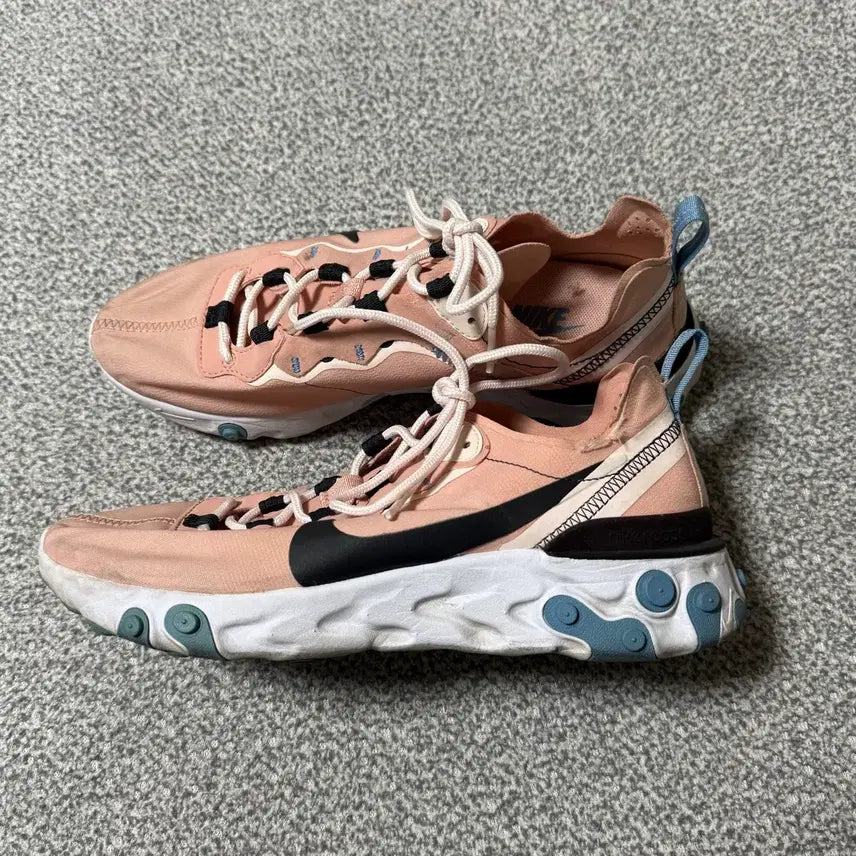 [BUNJANG] Nike Element 55 Sneakers / [정가 16만원] 나이키 엘리먼트55 스니커즈 250