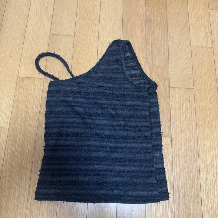 [BUNJANG] Boucle Tie Sleeveless Top / 부클 타이 슬리브리스탑