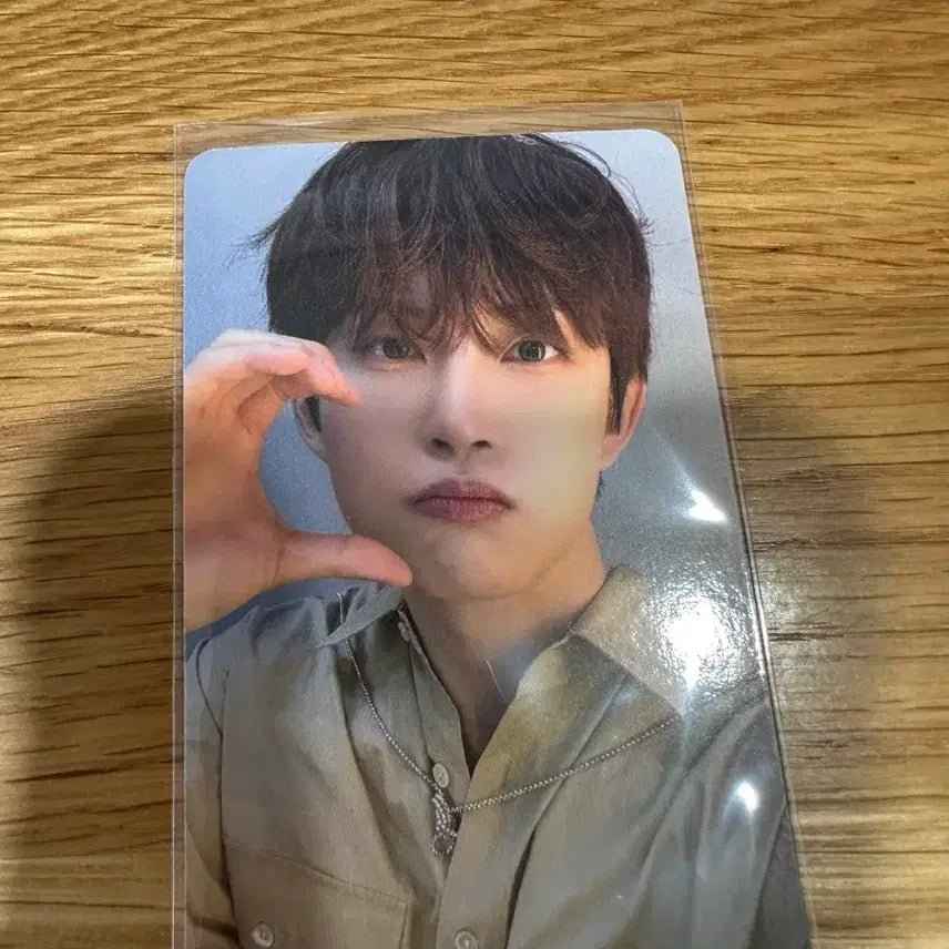 [BUNJANG] Alpha Drive One Gunwoo Explorer POB Photocard / 알파드리이브원 - 건우 탐험가 (애플뮤직 특전)