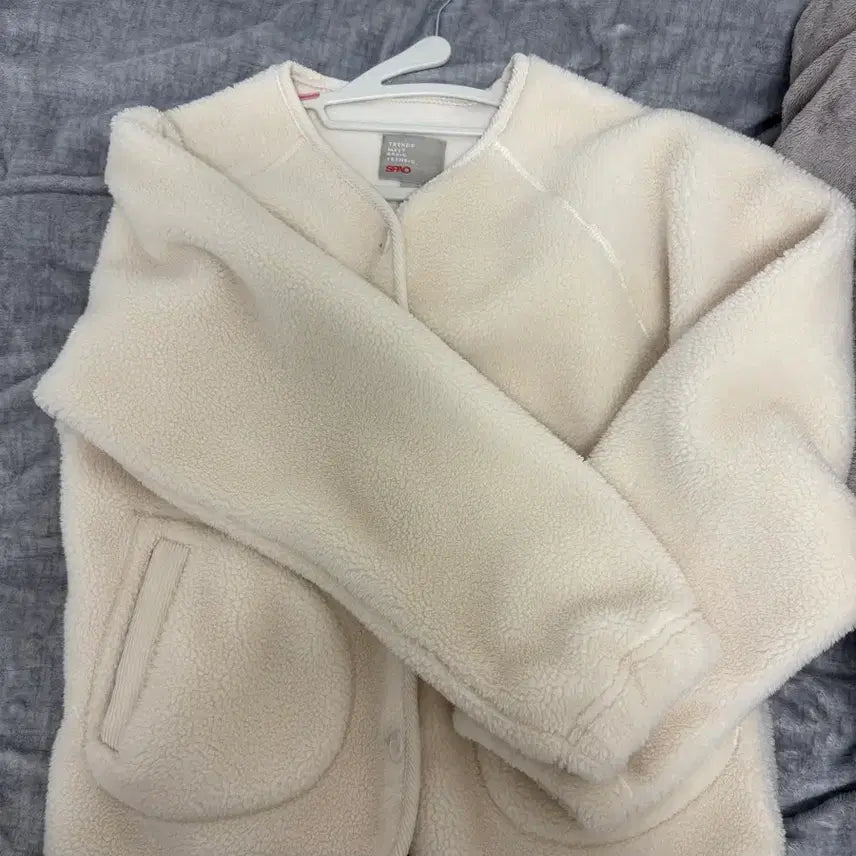 [BUNJANG] Spao Fleece Jacket S / 스파오 후리스 자켓 s