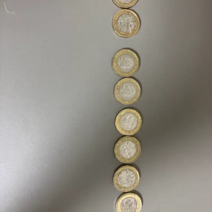 [BUNJANG] British 2 Pound Coin Set / 영국2파운드 동전 8개