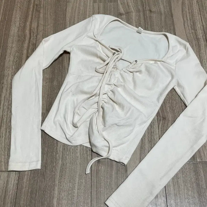 [BUNJANG] Unique T-shirt / 유니크 티셔츠