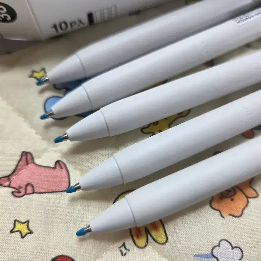 [BUNJANG] Uni-ball One UMN-S-38 White 0.38mm Ballpoint Pen / 유니볼 One UMN-S-38 화이트 0.38mm 볼펜