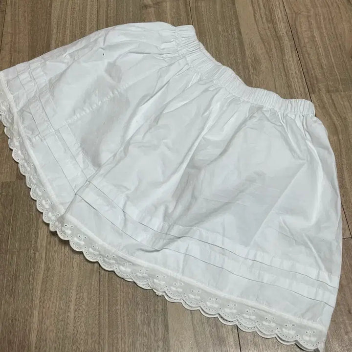 [BUNJANG] White A-Line Skirt / 화이트 A라인 스커트