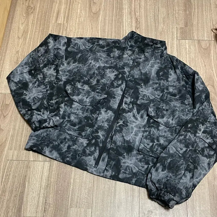 [BUNJANG] Unisex Oversized Printed Jumper / 박시 나염 점퍼