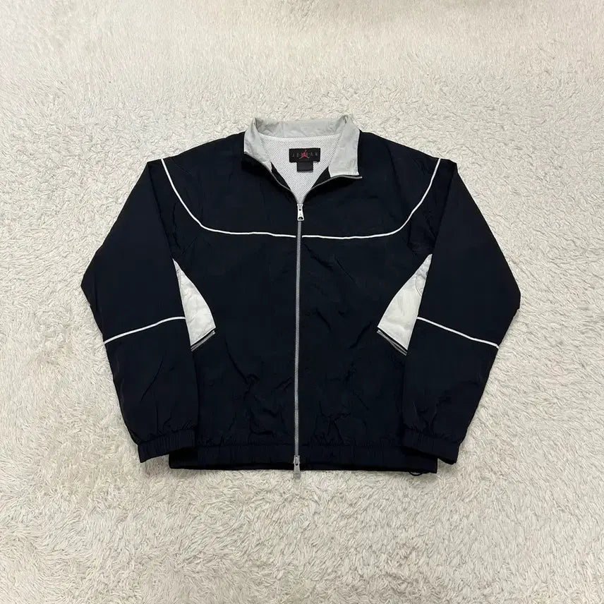 [BUNJANG] Jordan Black Windbreaker / 조던 블랙 바람막이