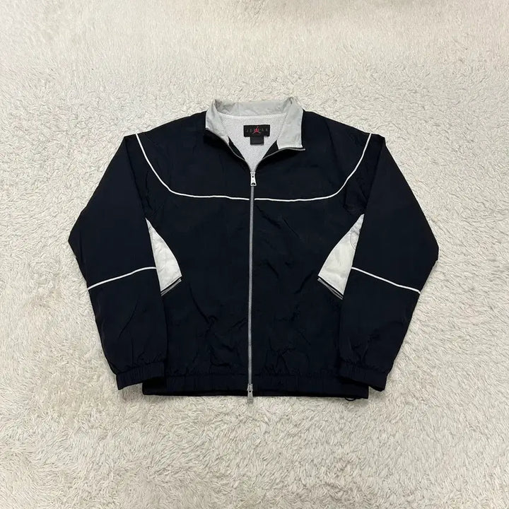 [BUNJANG] Jordan Black Windbreaker / 조던 블랙 바람막이