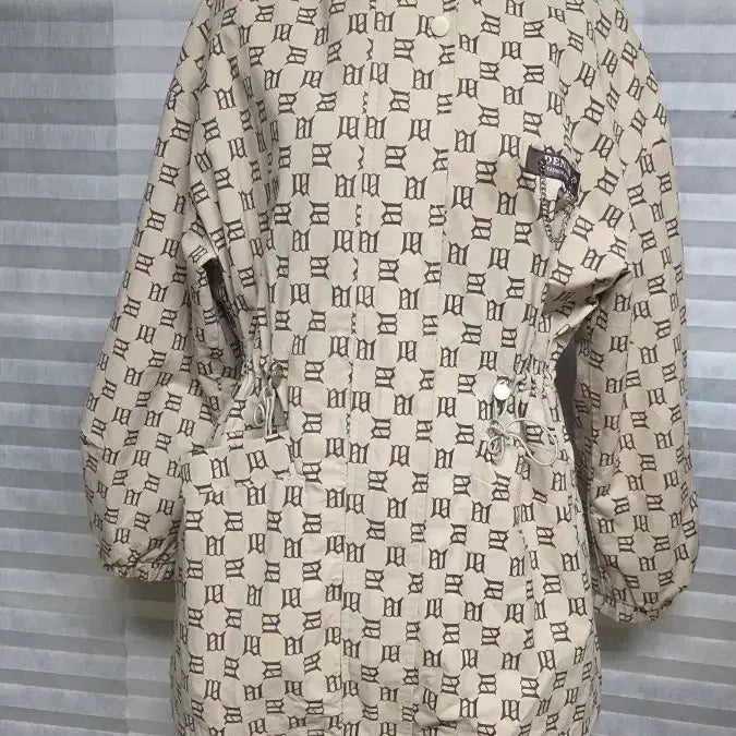 [SOLD OUT] DENIM FASHION JEANS 패턴 후드 바람막이