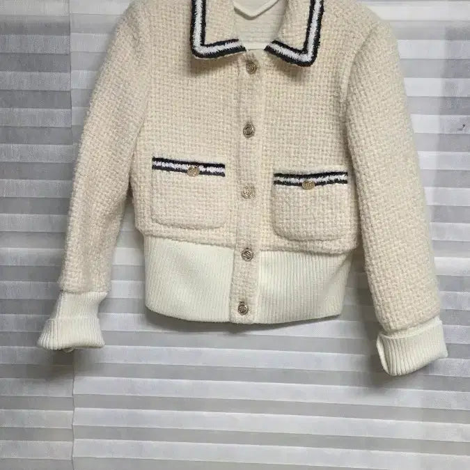 [BUNJANG] Ivory Tweed Crop Jacket / 아이보리 트위드 크롭 자켓