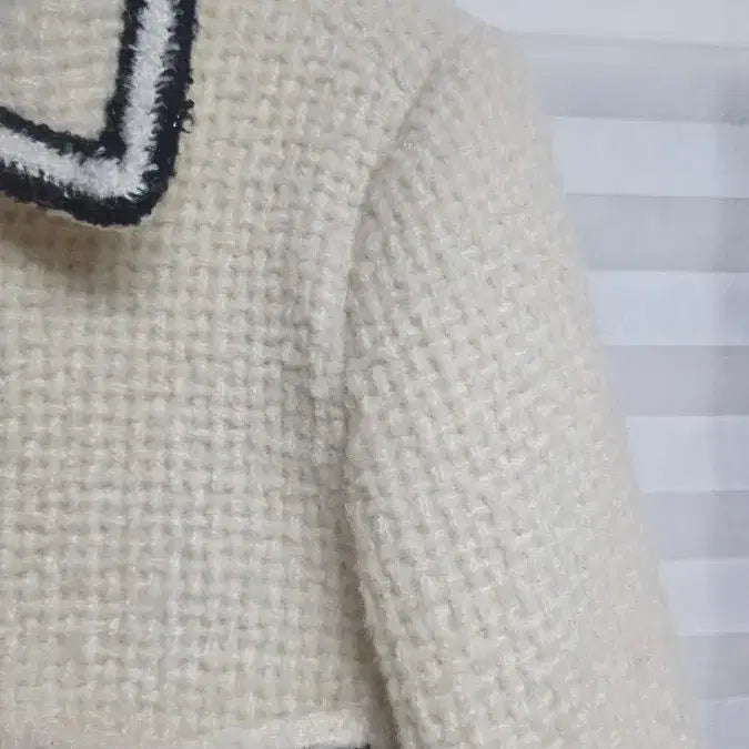 [BUNJANG] Ivory Tweed Crop Jacket / 아이보리 트위드 크롭 자켓