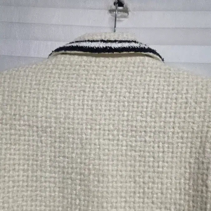 [BUNJANG] Ivory Tweed Crop Jacket / 아이보리 트위드 크롭 자켓