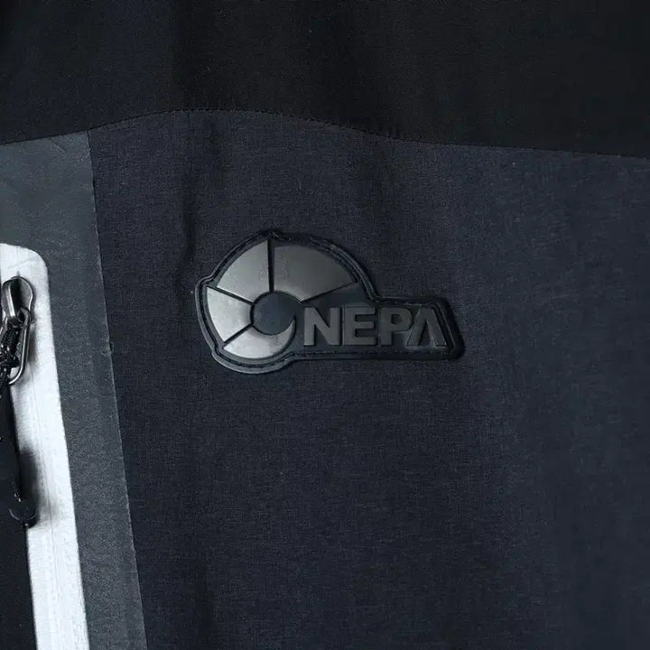 [BUNJANG] Nepa Windbreaker Jacket (2XL) Black / (2XL) 네파 집업 바람막이 점퍼자켓 빅사이즈 블랙 올드스쿨-17581