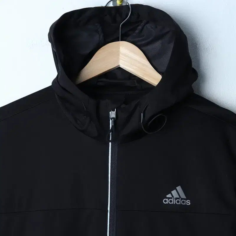 [BUNJANG] Adidas Windbreaker Jacket with Small Logo - Black / (L) 아디다스 집업 바람막이 점퍼자켓 기능성 스몰로고 블랙-17585