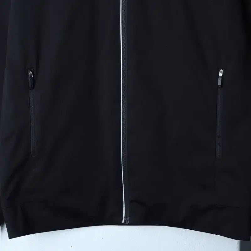 [BUNJANG] Adidas Windbreaker Jacket with Small Logo - Black / (L) 아디다스 집업 바람막이 점퍼자켓 기능성 스몰로고 블랙-17585