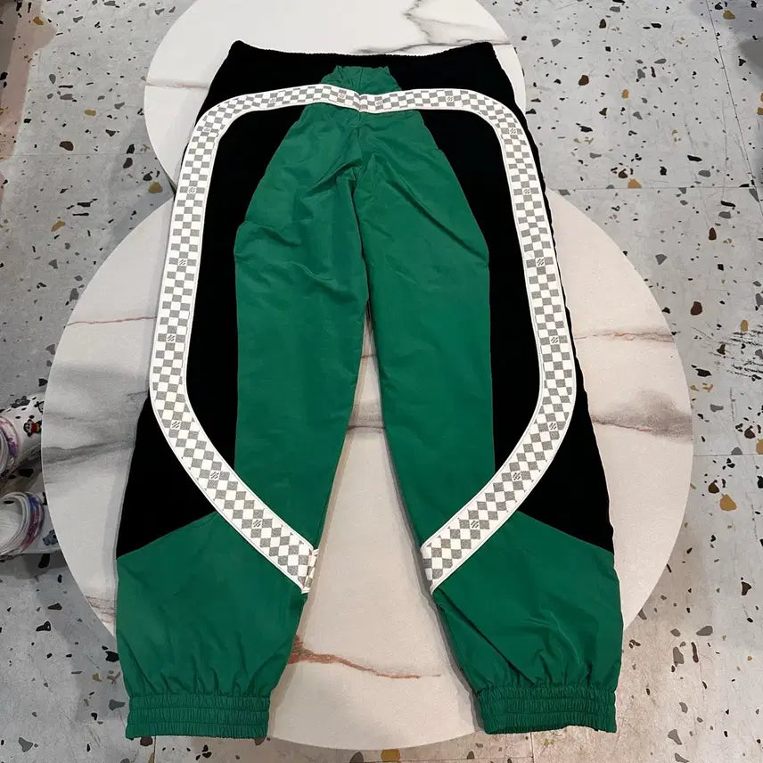 [BUNJANG] Louis Vuitton Technical Jogger Pants L Green / 루이비통 테크니컬 조거팬츠 L 그린