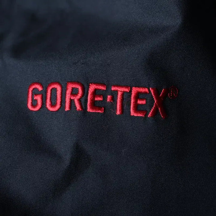 [BUNJANG] SaleWa Gore-Tex Windbreaker Jacket / (M) 살레와 집업 바람막이 점퍼자켓 고어텍스 방수 블랙-17592