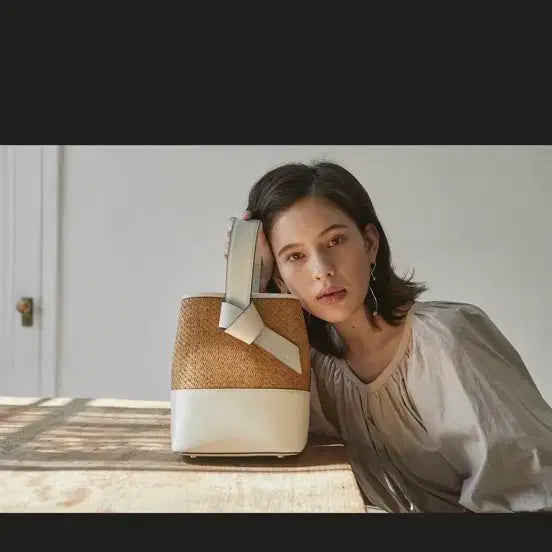 [BUNJANG] OSTKAKA Rattan Bag White / 오스트카카 라탄백 화이트 (단종상품)